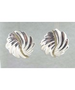 Sterling Silver 925 Flower Shape Earrings With Push Backs - £176.57 GBP