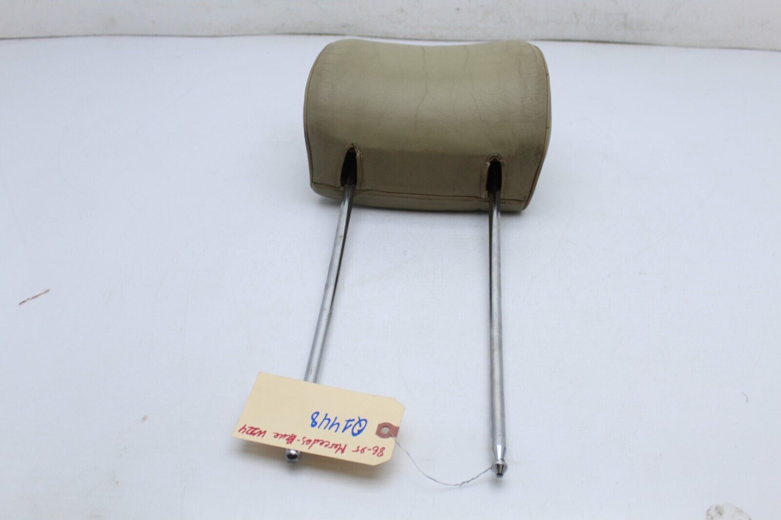 86-95 MERCEDES-BENZ W124 FRONT PASSENGER SEAT HEADREST BEIGE Q1448 - $111.79