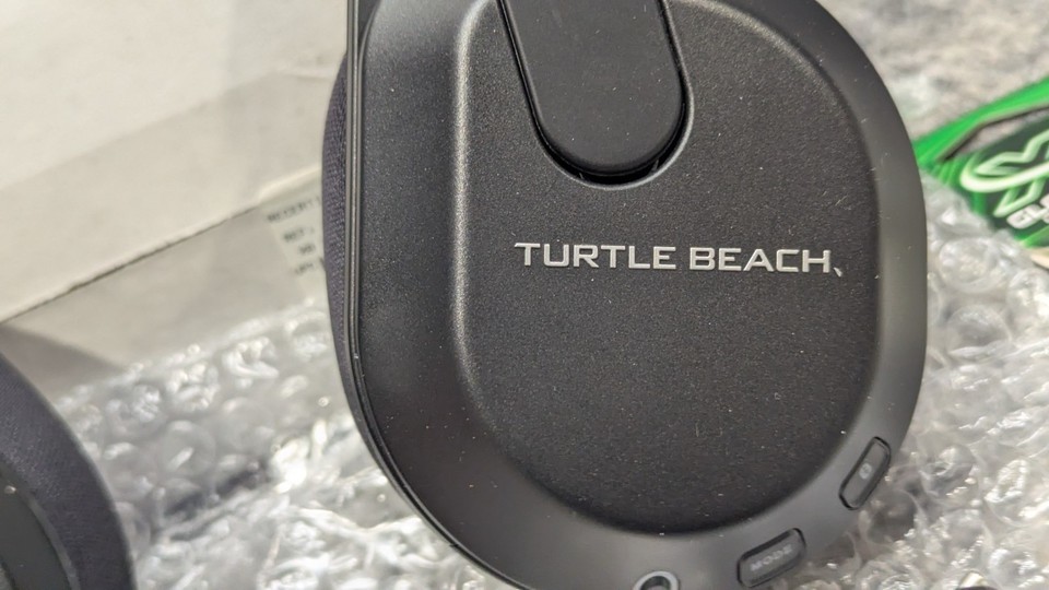 Turtle Beach Stealth 600 Gen 3 Wireless Multiplatform Gaming Headset Black Item image 9