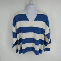 Vince Camuto Women&#39;s Stripe V-Neck Sweater Large Blue White NWT $69 - £18.71 GBP