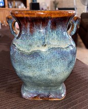 232A ~ Vintage Mottled Drip Glaze Vase w/ Two Handles Blue &amp; Brown 7&quot; - £29.63 GBP
