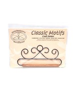 Classic Motifs French Curl 6.5 Inch Fabric Holder With Dowel - $262.58 MXN