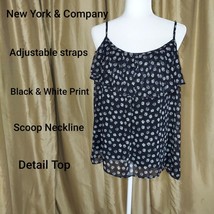 New York And Company Black And White Scoop Detail Necklinr Adjustable St... - $7.00