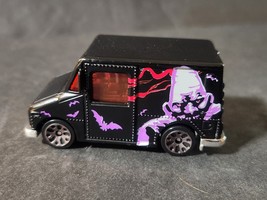 MATCHBOX HAUNTED CASTLE DELIVERY TRUCK BLACK 1999 HALLOWEEN HTF DESIGN EUC! - $7.85