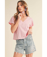 Aemi + Co Side Slit V-Neck Short Sleeve Cropped T-Shirt - $52.32 CAD