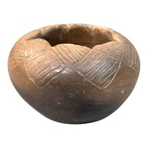 Native American Pottery Vase Chihuly ? Signed Seed Pot Carved Geometric ... - $39.99