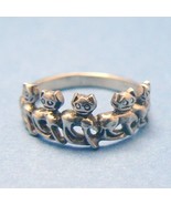 Parade of Cats Sterling Silver (RNG105) Finger Ring - (Size 7) - $15.00