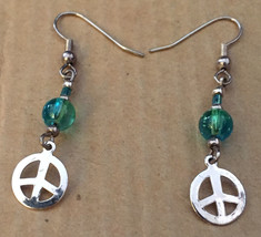 Vintage Hand Crafted 1970s Silver Peace Sign Blue Indigo Hand Blown Glass Bead S - £16.66 GBP