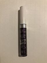 ESSENCE Cosmic Cuties Glitter Switch Liquid Lipstick #04 Shimmering Violet - €5,15 EUR