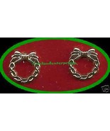 Christmas Earrings Wreath Pierced Goldtone with surgical posts - $184.13 MXN