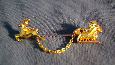 Christmas PIN Avon SLEIGH CHATELAINE Vintage Goldtone Brooch ~Circa 1983~ No Box - £14.72 GBP