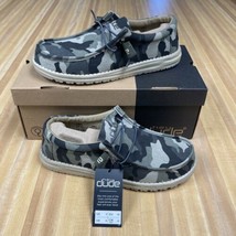 Hey Dude Wally Camo Men&#39;s Loafer Shoes Size 9 - $39.99