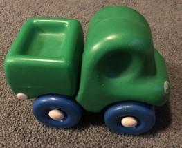Little Tikes Plastic Green Chunky My First Pick Up Truck Zoo Animal - $7.84