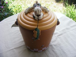 Adorable Cat Treat Ceramic Bucket - $14.84