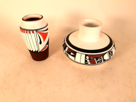 Estate Lot of Two Native Southwestern Vintage Pottery Vases, Hand Decorated - £34.78 GBP
