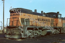 Milwaukee Road 484 EMD M15 Locomotive Chicago Area 1 Color Negative 1970s - £3.56 GBP