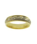 14k Two Tone Gold Etched Design Wedding Band - $12,374.58 MXN
