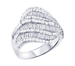 18K White Gold Diamond Women&#39;s Cocktail Ring - £2,086.31 GBP