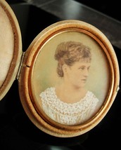 1885 Handpainted portrait in Victorian silk locket case hand painted ori... - $375.00