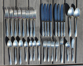 32 Pc Lady Hamilton Silver Community Plate Oneida  Silverware Replacement - $39.99