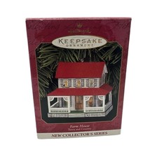 Hallmark Town and Country Farm House Keepsake Ornament in box 1999 - New - £12.68 GBP