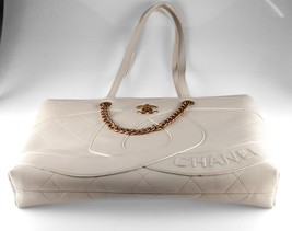 Chanel White Quilted Lambskin 2023 Club Monaco Tote Gold Hardware w/ Card - £3,893.80 GBP