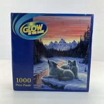 New Empire Glow in the Dark 1000 Piece WOLVES Puzzle Snow Mountains Winters Dawn - £12.13 GBP