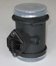 Mass Air Flow Sensor 96-98 Volvo 960 S90 V90  0280217511 9146483 74-10244 - £28.00 GBP