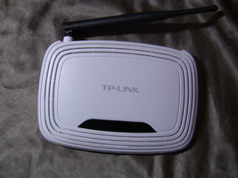 TP-Link 150Mbps Wireless N Router TL-WR740N - £7.96 GBP