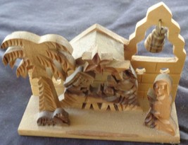 Beautiful Hand-Crafted Solid Wood Nativity Scene – Made in Bethlehem VGC COLLECT - £15.56 GBP