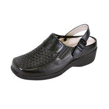 24 HOUR COMFORT Madison Women Wide Width Decorative Pattern Clog for Work - £31.41 GBP