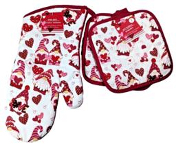 Holiday Gnome and Hearts Oven Mitt Potholder Set Red White Cotton 3-Pc G... - $14.57