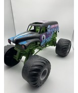 Hot Wheels Monster Jam Grave Digger 1:10 Scale  DNL95 2015 Mattel W/ Sus... - $27.67