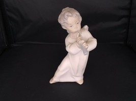 LLADRO&#39;S ANGEL WITH FLUTE 6.299 INCHES TALL - $38.22