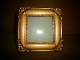 Gold Color  Picture Frame - €3,49 EUR