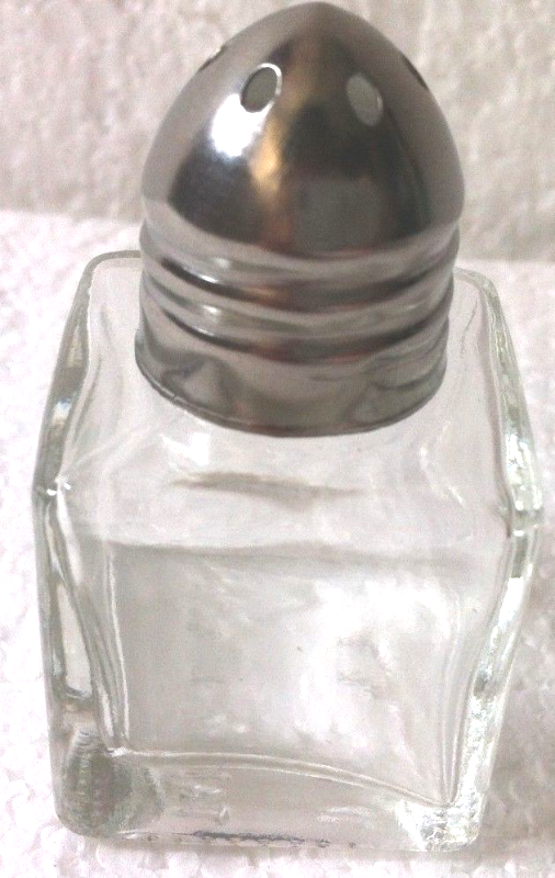 12 Pcs of Square 1/2 Oz Salt & Pepper Shaker with Clear Glass - $7.12