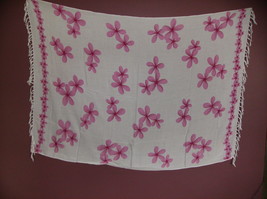 Sarong~Pareo~Wall Hanging~Handmade~Throw~White &amp; Pink~Floral Design~New - £22.54 GBP