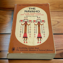 The Navaho Clyde Kluckhohn and Dorothea Leighton Revised Ed Paperback 1962 - £11.04 GBP