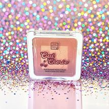 The Beauty Crop Oui Cherie Duo Pressed Mineral Blush Merlot Maison NWOB ... - $17.33