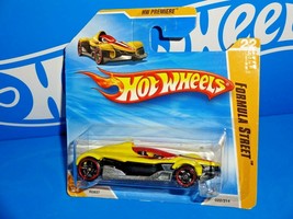 Hot Wheels 2010 HW Premiere #22 Formula Street Yellow w/ OH5SPs - £1.98 GBP