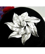 PINWHEEL PETALS PIN Flower Bloom BROOCH Vintage Etched Elegance Silvertone - £13.32 GBP