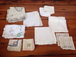 Lot 11 Vtg Various Embroidered Linens Table Runner Cloth Napkins Handker... - $36.62