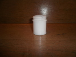 Old White Medicine Mentholatum Bottle - €1,74 EUR