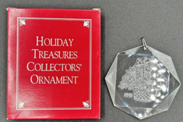 1991 Christmas Treasures &quot;Poinsettia&quot; Collectors&#39; Acrylic Ornament SKU U232 - £11.45 GBP