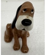 Vintage Bassett Hound Dog Figurine Ceramic Dollhouse Miniature - $287.08 MXN