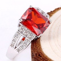 Awesome NEW 1.5 carat Garnet &amp; White Sapphire Ring~925 Silver~Size 7~W/Gift Bag - £16.31 GBP