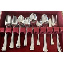 43 Pieces Oneida BORDEAUX Glossy Outlined 18/10 Stainless Flatware &amp; Serving Set - £202.66 GBP