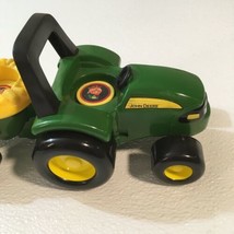 Toy John Deere Tractor &amp; 2 Trailers with Music + Animal Sounds! TOMY - £22.89 GBP