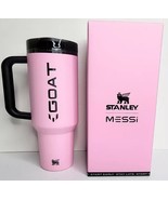 The Messi x Stanley Quencher ProTour Flip Straw Tumbler 40 OZ GOAT Pink NIB - $1,493.70 MXN