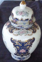 Beautiful Toyo Porcelain Covered Urn – Made In Japan – Gorgeous Peacock Design - £55.37 GBP